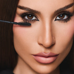 Máscara de Cílios Preta Efeito Volume - Boca Rosa