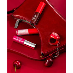 Oil Tint Iconic BT x Coca-Cola - Bruna Tavares