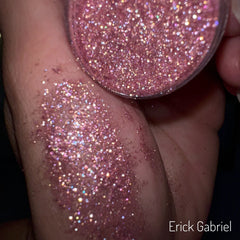 Glitter - Erick Gabriel (Coleção Maquiadores do Brasil 2024)