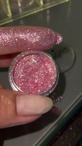 Glitter - Bia Sobral (Coleção Maquiadores do Brasil 2024)