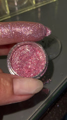 Glitter - Bia Sobral (Coleção Maquiadores do Brasil 2024)