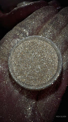 Glitter de Maquiagem - Moa Oliveira (Coleção Maquiadores do Brasil)