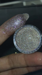 Pigmento - Átila Vinicius (Coleção Maquiadores do Brasil 2024)