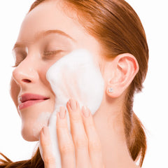 Espuma de Limpeza Purificante - Deisy Perozzo