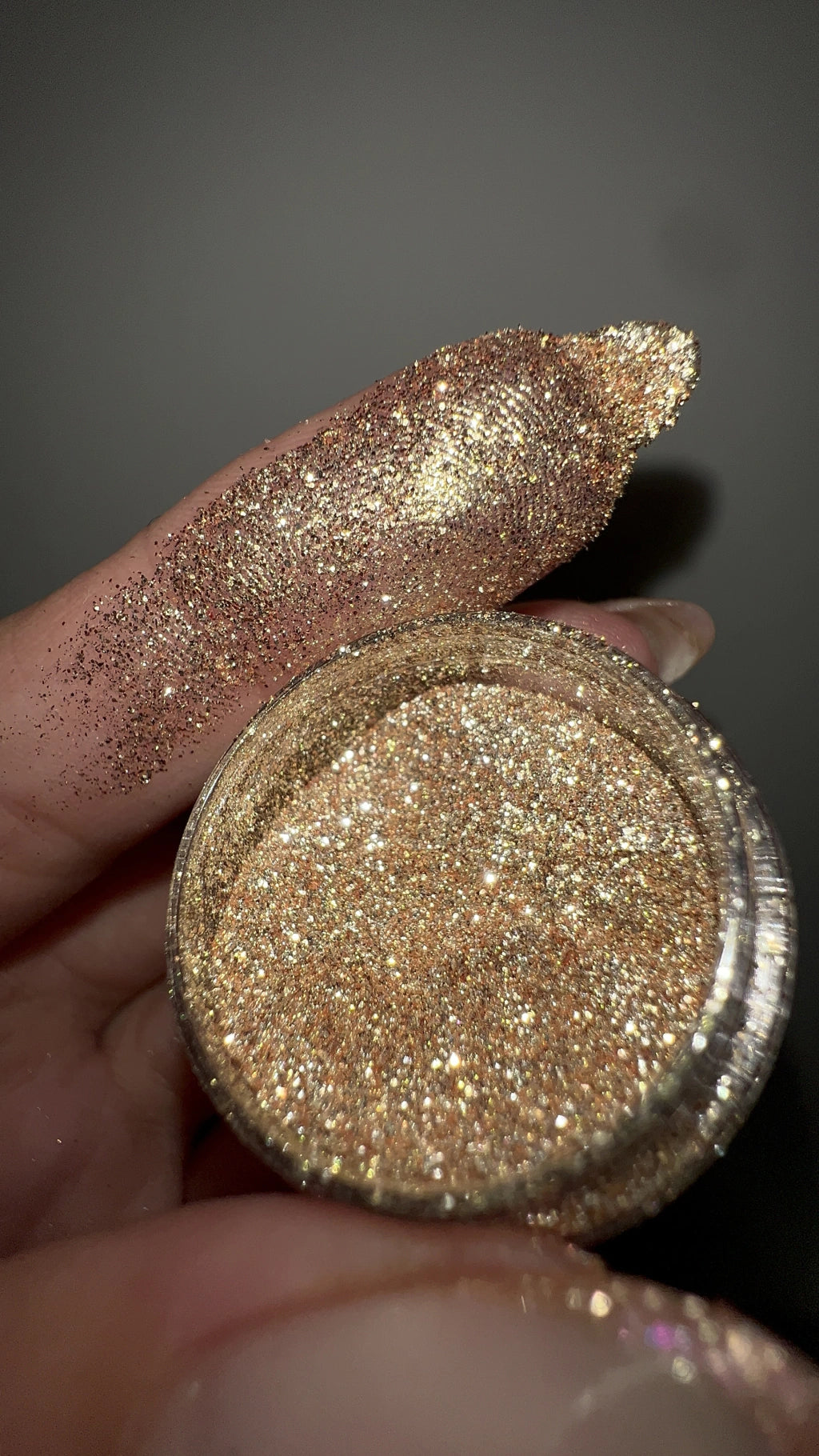 Glitter de Maquiagem - Alana Makeup (Coleção Maquiadores do Brasil)