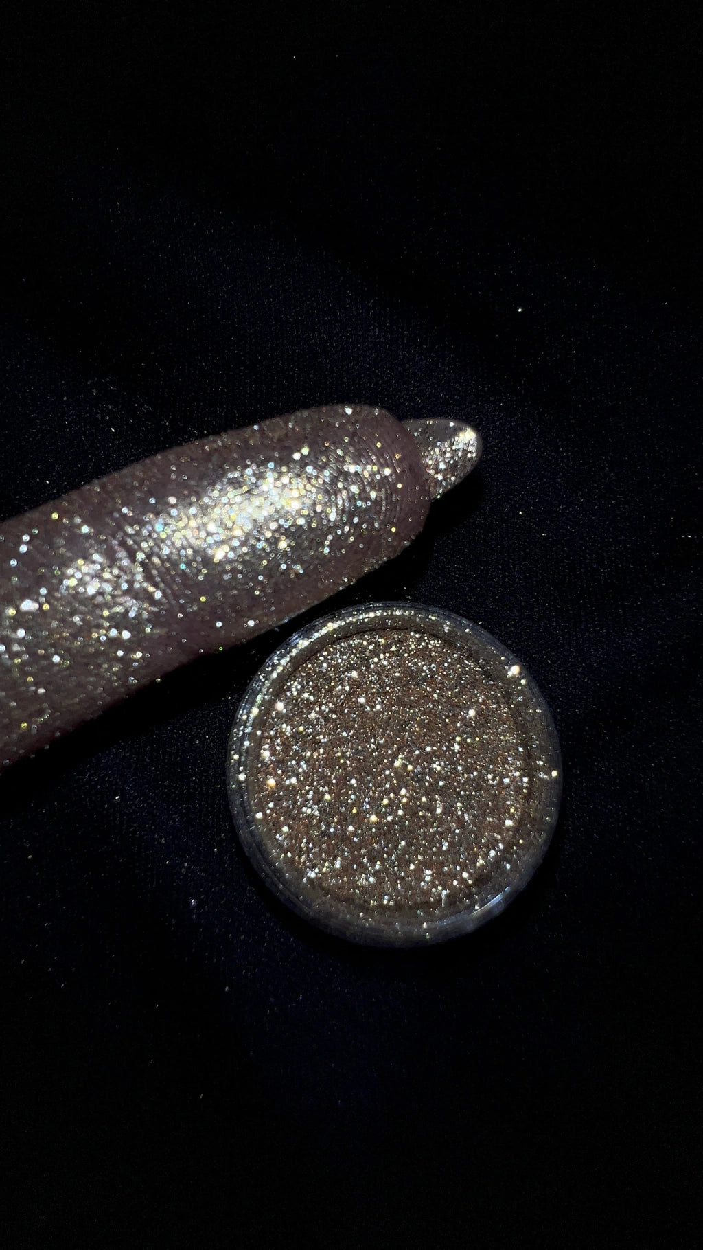 Glitter de Maquiagem - Alana Makeup (Coleção Maquiadores do Brasil)