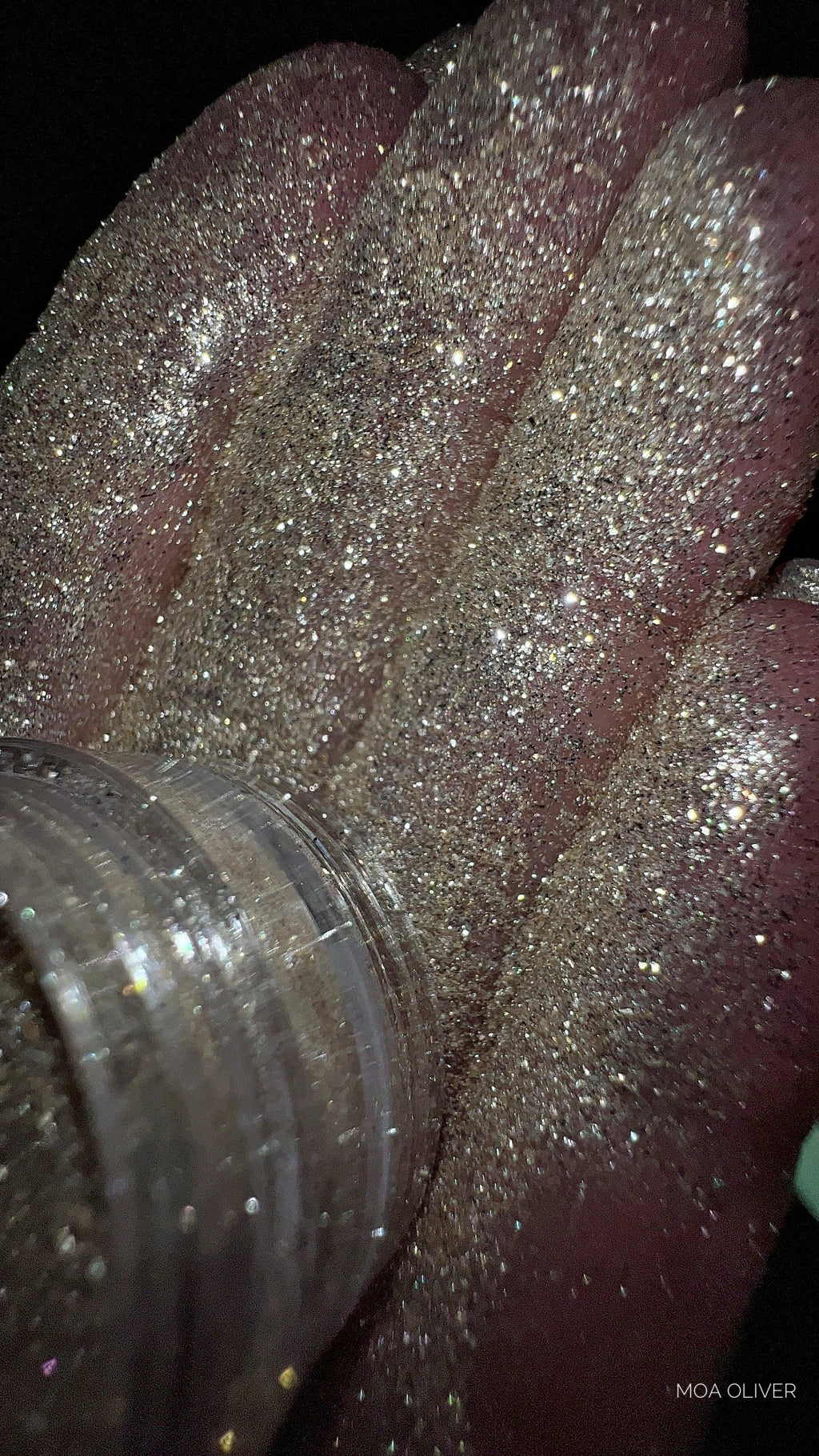 Glitter de Maquiagem - Moa Oliveira (Coleção Maquiadores do Brasil)
